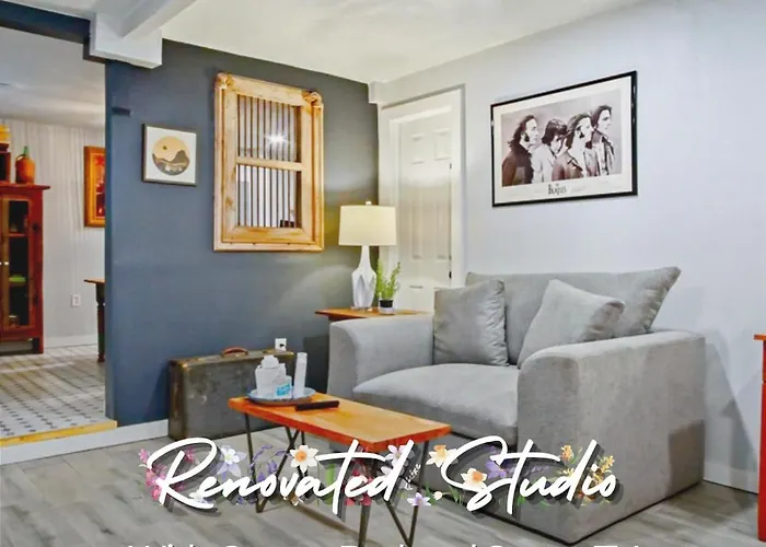 Renovated Studio With Queen Bed And Smart Tv #36C