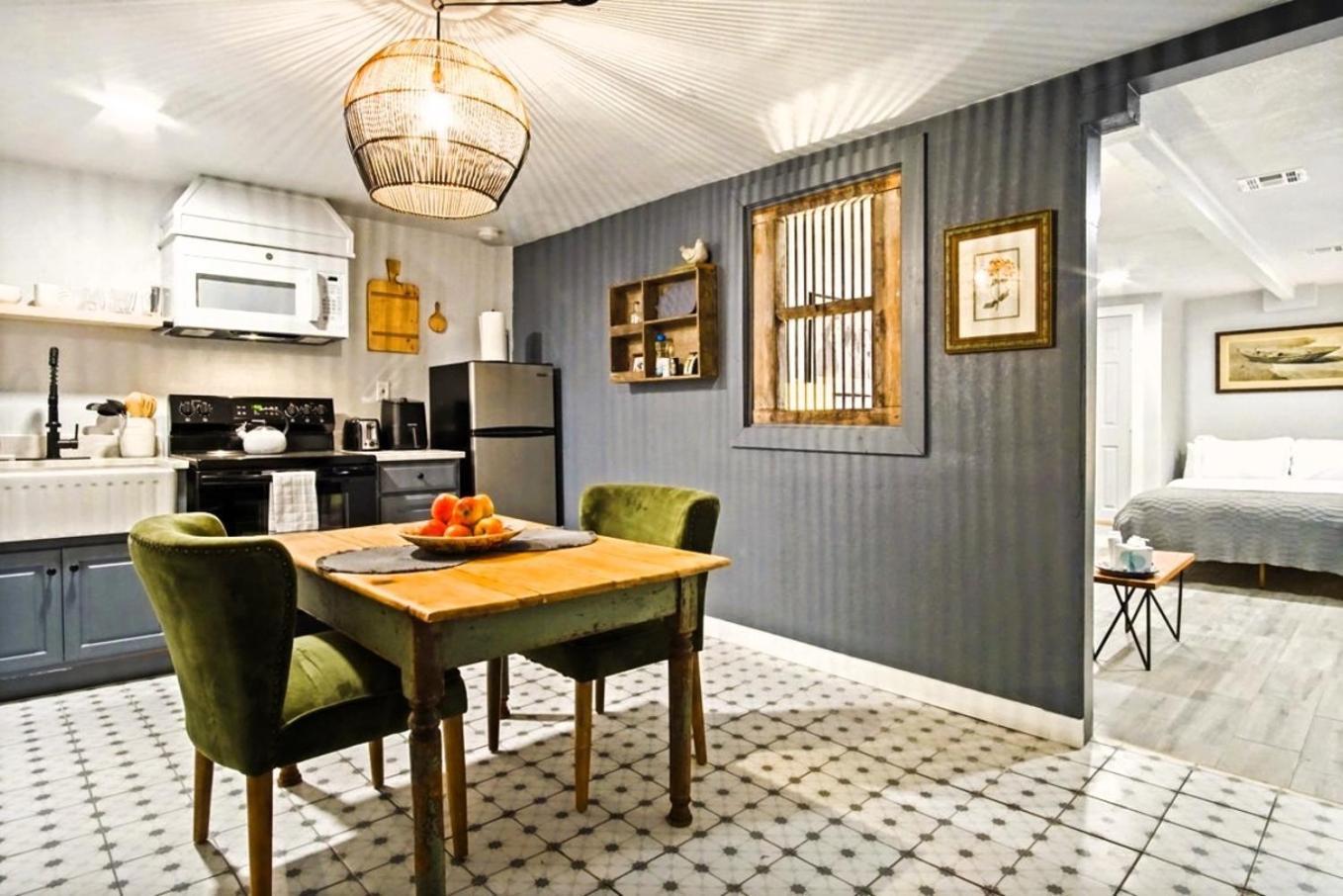 Renovated With Queen Bed And Smart Tv #36c Holiday home *