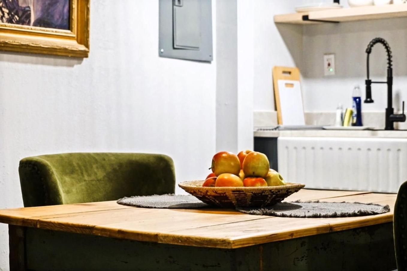 Holiday home Renovated With Queen Bed And Smart Tv #36c *